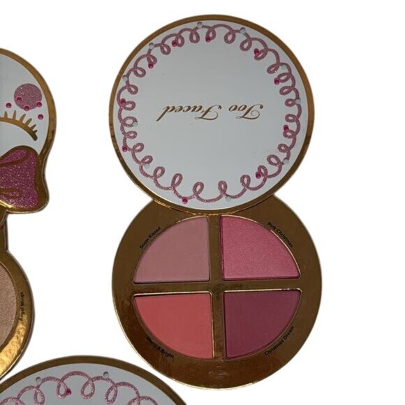 NEW Too Faced Holiday 2019 Let It Snow Girl Limited Edition Makeup Collection - Picture 9 of 14